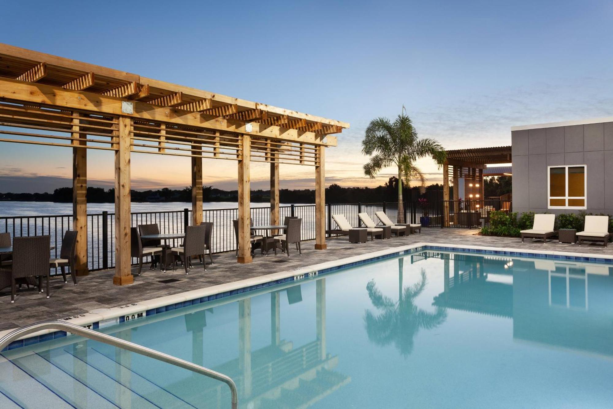 Courtyard By Marriott Winter Haven Hotel Eksteriør billede